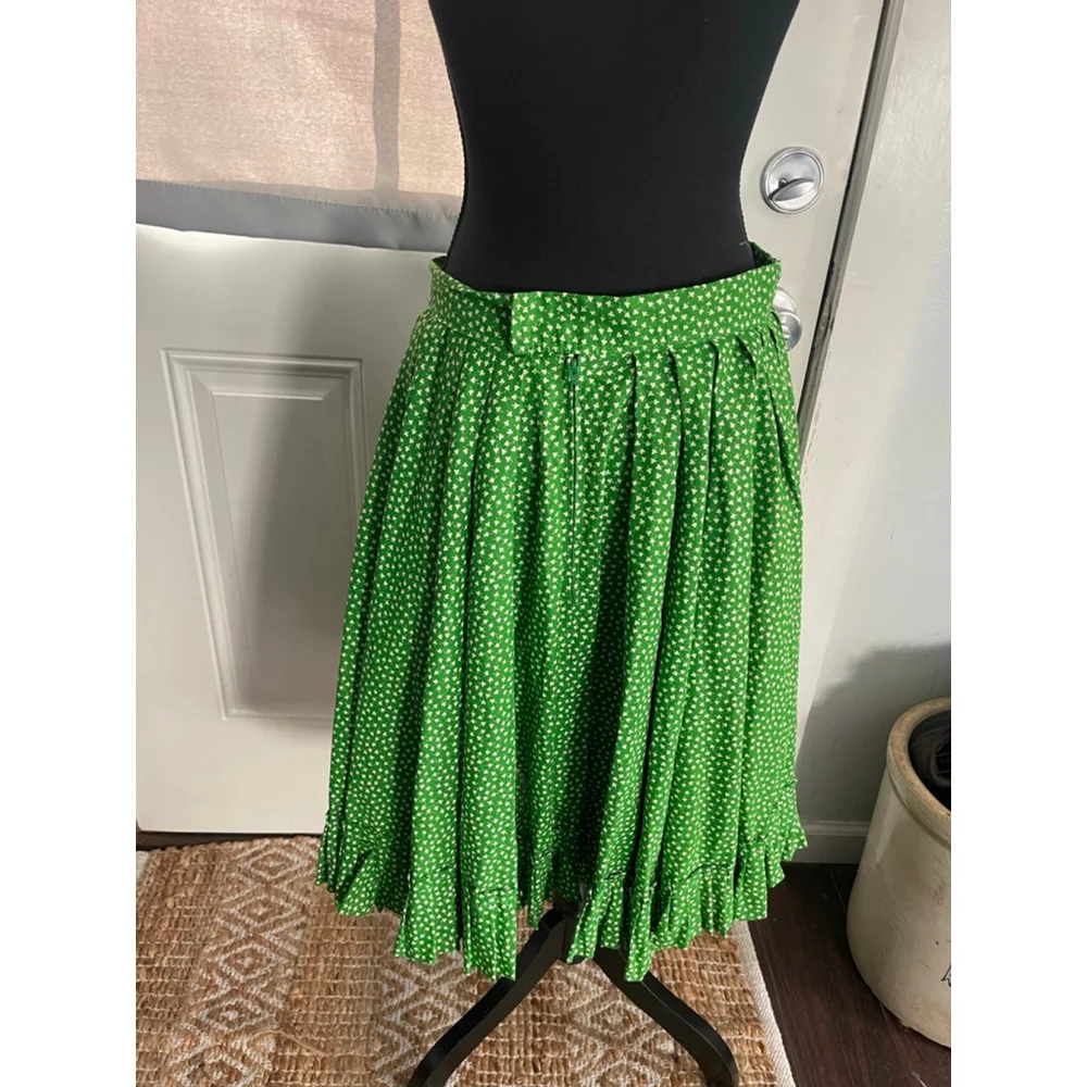 Vintage 1960s–70s Handmade Square Dance Skirt Green Clover Cotton 30” Waist